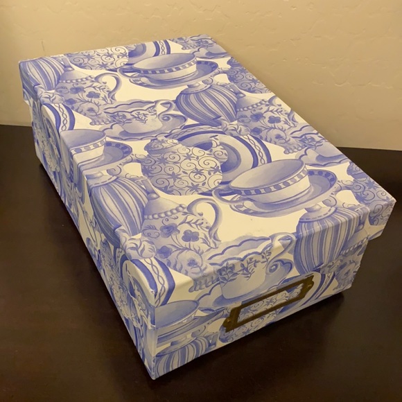🆕 Small Storage Box with Lid - Picture 5 of 16